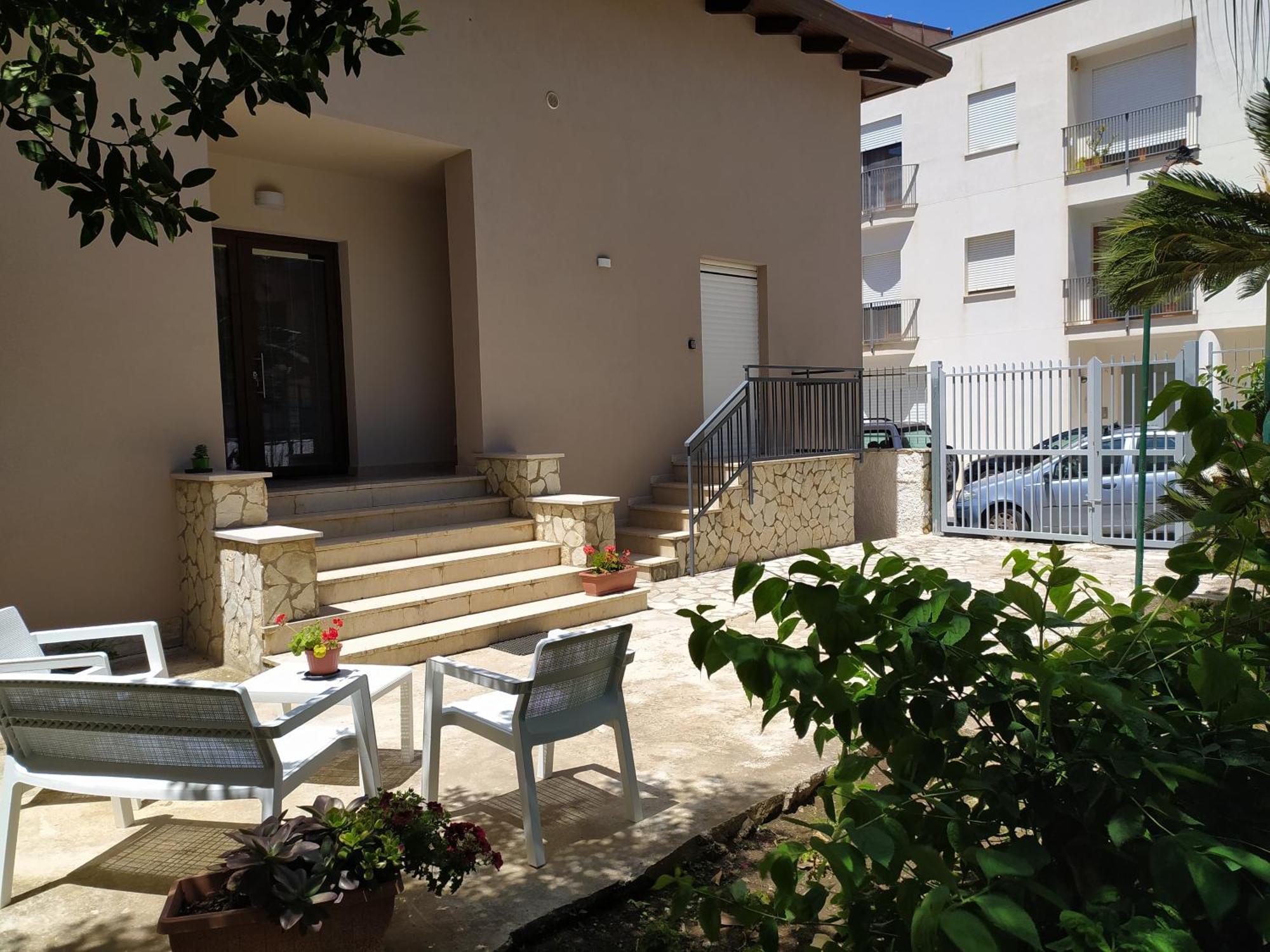 La Rugiada - Con Giardino Privato * Alcamo